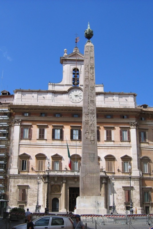 Obelisco Solare en la Piazza di Montecitorio