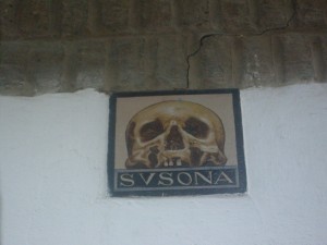 1280px-Calavera_de_Susona