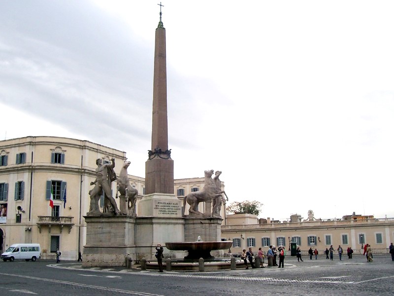 Roma - Obelisco Quirinale en Piazza del Quirinale